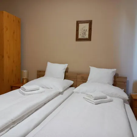 Bed & Breakfast Family Panzio