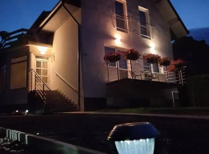 Bed & Breakfast Family Panzio 3*