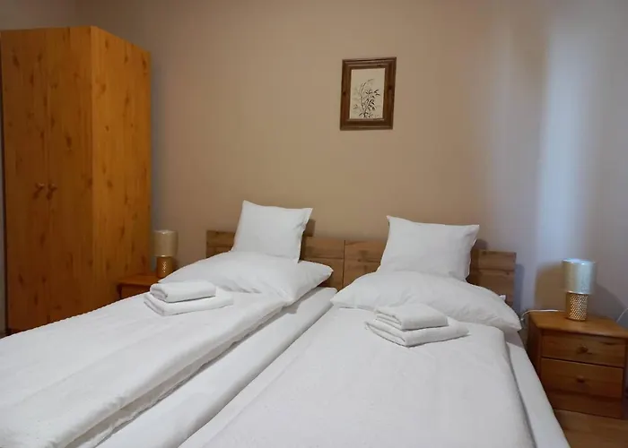 Bed & Breakfast Family Panzio